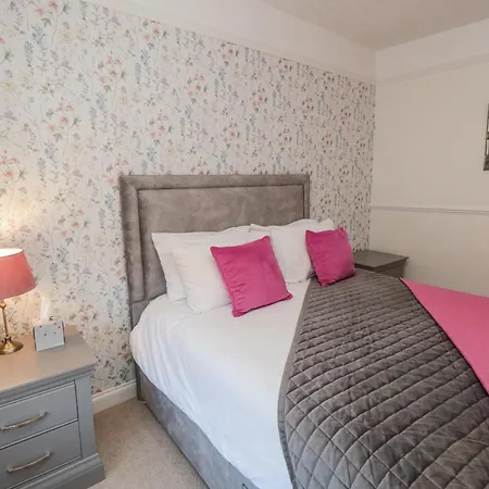 Holiday home Inglenook