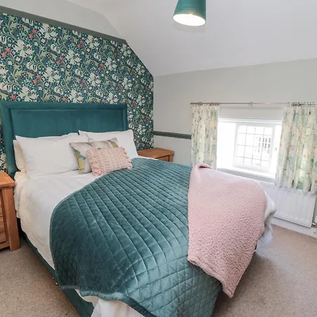 Inglenook *